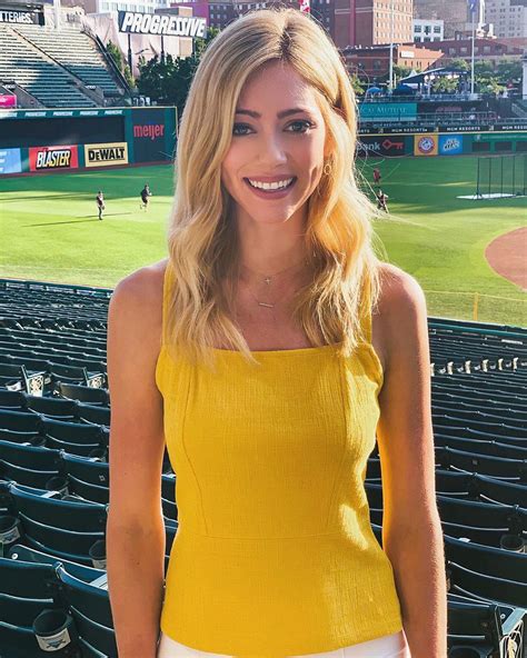 abby hornacek pictures|Abby Hornacek Bio, Age, Family, Height, Boyfriend, Net Worth,。